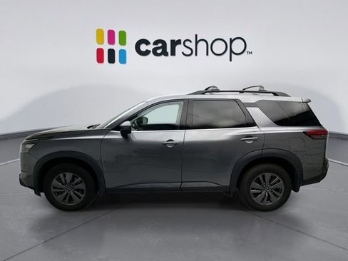 Used 2023 Nissan Pathfinder SV w/ Black Appearance Package image 2