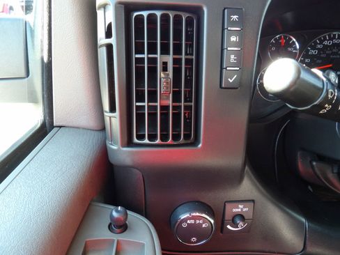 Used 2020 Chevrolet Express 2500 w/ Safety Package image 19