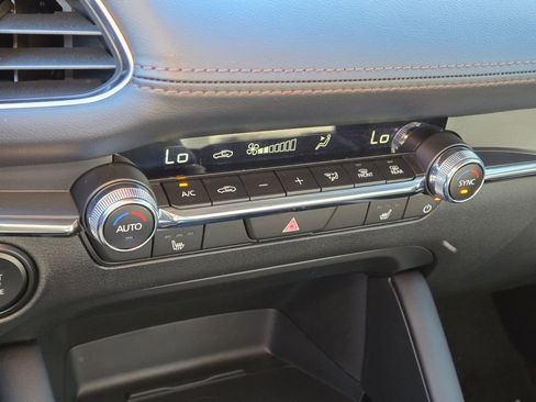 New 2026 MAZDA MAZDA3 2.5 S Hatchback w/ Premium Pkg FWD image 28