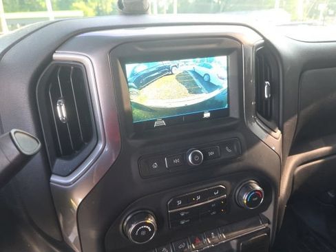 Used 2019 Chevrolet Silverado 1500 Custom Trail Boss w/ Custom Convenience Package AWD/4WD image 12