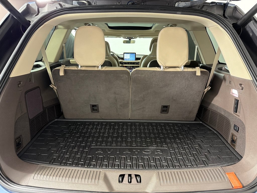 Used 2020 Lincoln Aviator Reserve w/ Equipment Group 202A AWD/4WD image 22