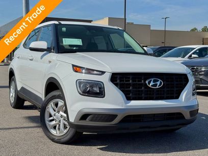 Used 2025 Hyundai Venue SE