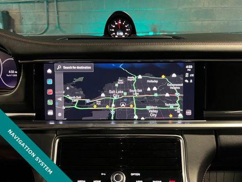 Used 2023 Porsche Panamera GTS image 11