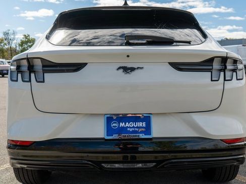 Used 2021 Ford Mustang Mach-E Premium image 7