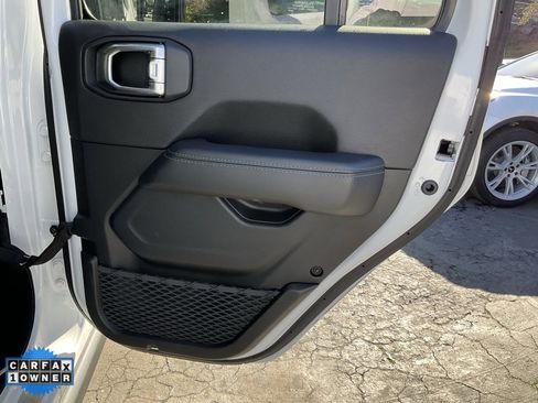 Used 2023 Jeep Wrangler Unlimited Rubicon 4xe w/ Steel Bumper Group image 53