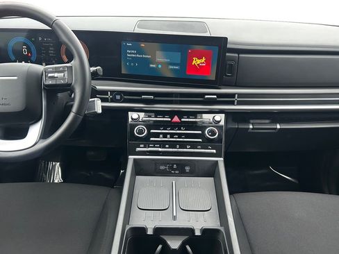 Used 2024 Hyundai Santa Fe SE image 12