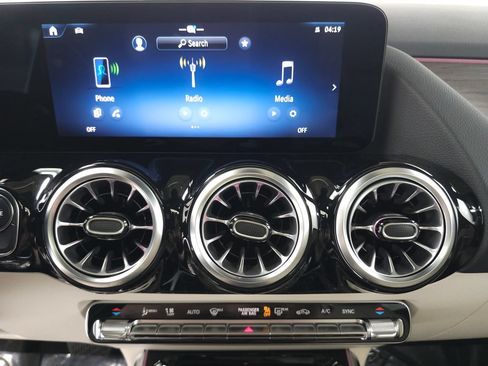 Certified 2026 Mercedes-Benz GLA 250 4MATIC image 15