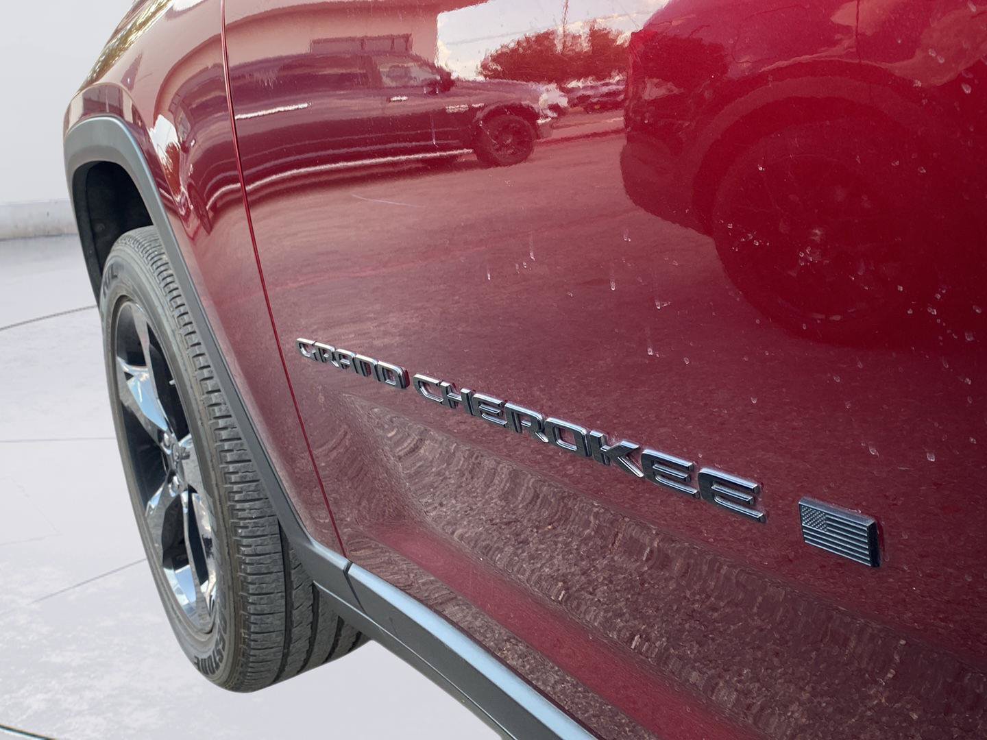 Used 2023 Jeep Grand Cherokee Altitude AWD/4WD image 12