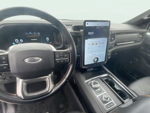 Used 2023 Ford Expedition Max Platinum image 12