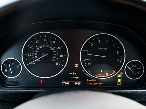 Used 2017 BMW 340i xDrive Sedan image 15