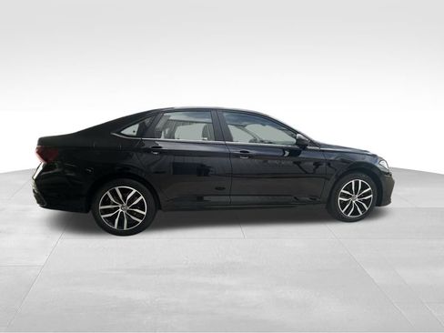New 2026 Volkswagen Jetta SE image 6