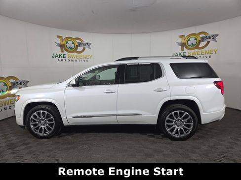 Certified 2023 GMC Acadia Denali w/ Denali Ultimate Package image 4