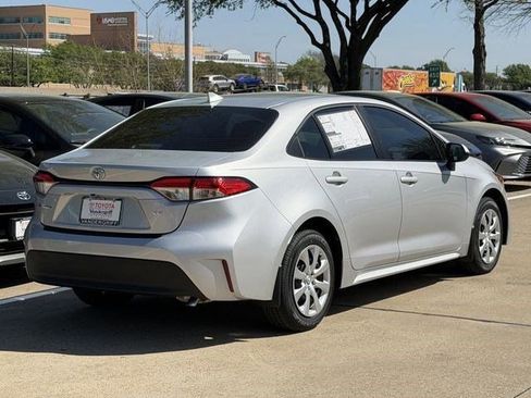 New 2026 Toyota Corolla LE image 4
