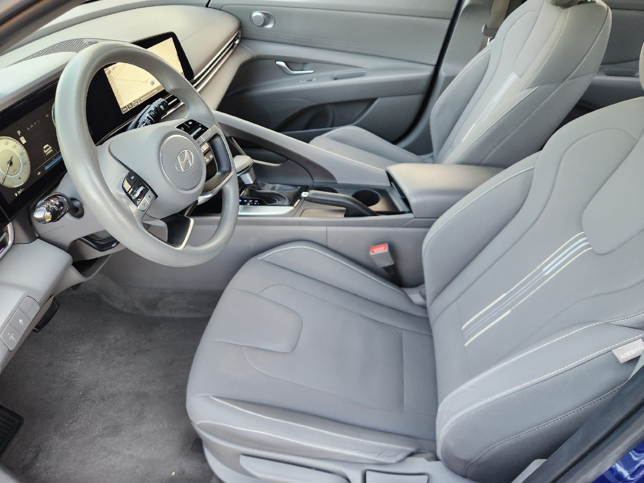 Used 2024 Hyundai Elantra SEL FWD image 8