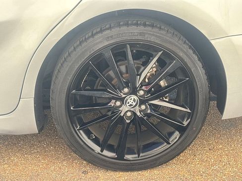 Used 2023 Toyota Camry XSE image 25