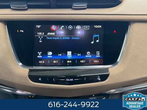 Used 2017 Cadillac XT5 Platinum AWD/4WD image 5