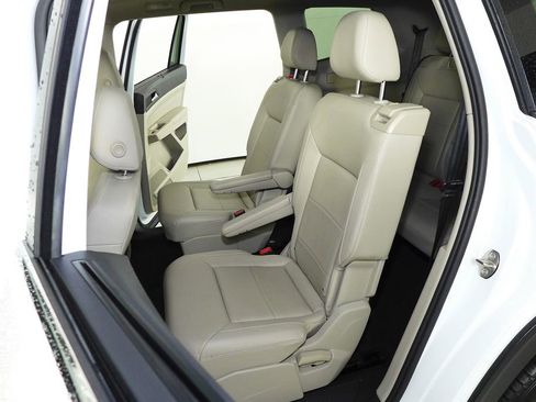 Used 2021 Volkswagen Atlas SE w/ Panoramic Sunroof Package image 22