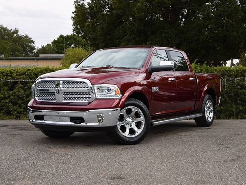 Used 2016 RAM 1500 Laramie w/ Convenience Group AWD/4WD image 1