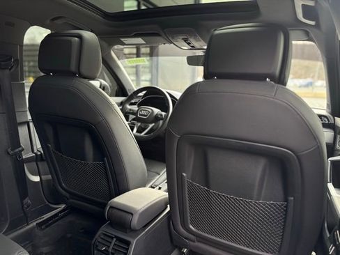 Used 2020 Audi Q3 2.0T Premium image 46