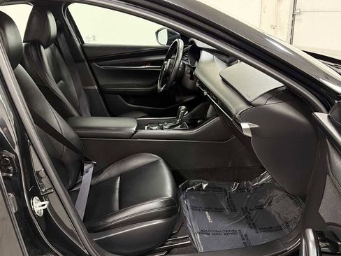 Used 2024 MAZDA MAZDA3 s image 29