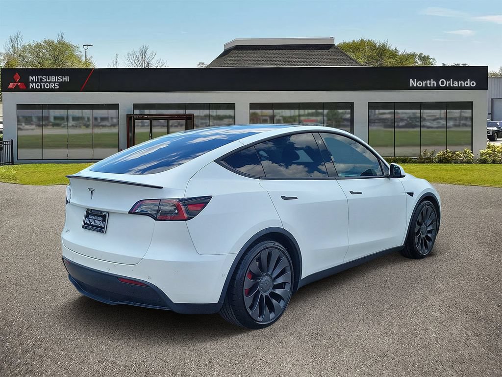 Used 2022 Tesla Model Y Performance AWD/4WD image 3