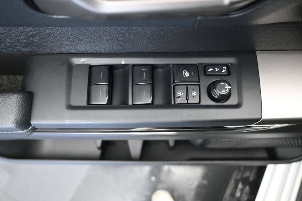 Used 2026 Toyota Sequoia Limited AWD/4WD image 27