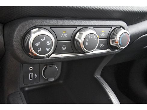 Certified 2025 Nissan Kicks Play S FWD image 24