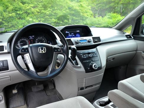 Used 2012 Honda Odyssey EX image 14