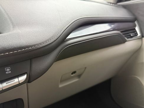 Used 2020 Cadillac XT4 Luxury image 23