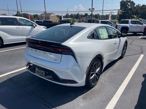 New 2026 Toyota Prius XLE image 14