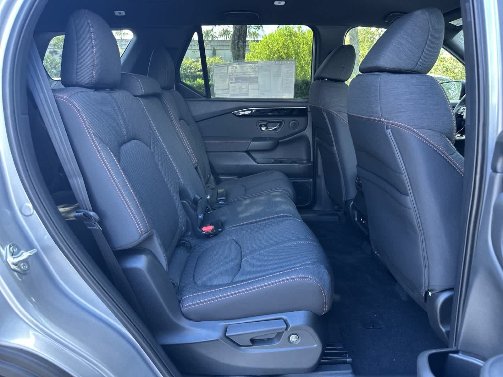 New 2026 Honda Pilot Sport image 16