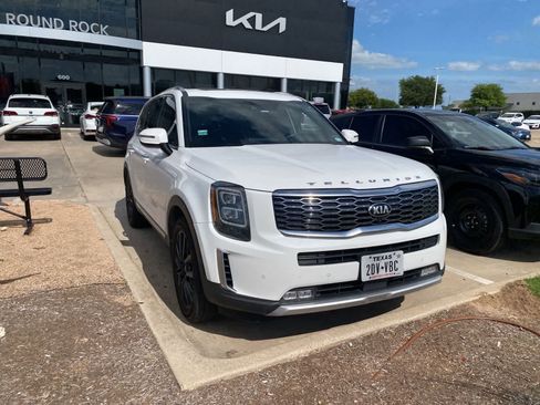 Used 2020 Kia Telluride SX w/ SX Prestige Package AWD/4WD image 3