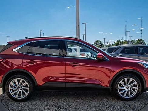 Used 2022 Ford Escape Titanium w/ Titanium Elite Package image 6