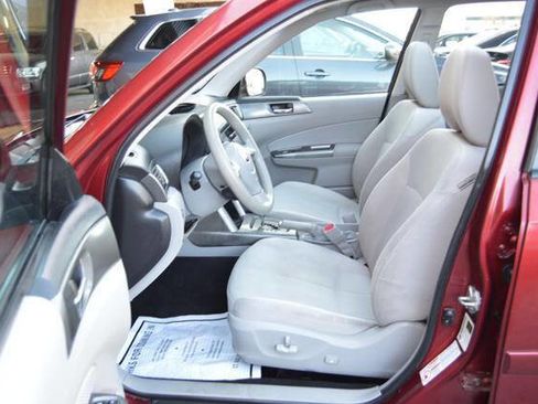 Used 2011 Subaru Forester 2.5X Premium w/ All-Weather Pkg image 41