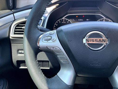 Used 2018 Nissan Murano SV FWD image 19