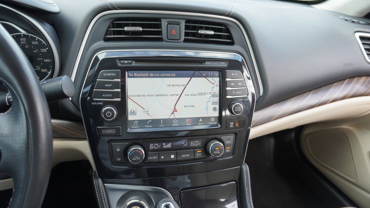 Used 2016 Nissan Maxima Platinum FWD image 16