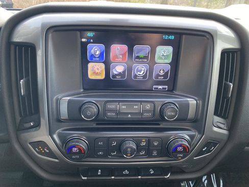 Used 2018 Chevrolet Silverado 1500 LT w/ All Star Edition image 24