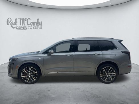 Used 2023 Cadillac XT6 Sport w/ Platinum Package AWD/4WD image 2