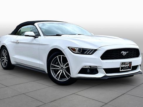 Used 2016 Ford Mustang Premium RWD image 3