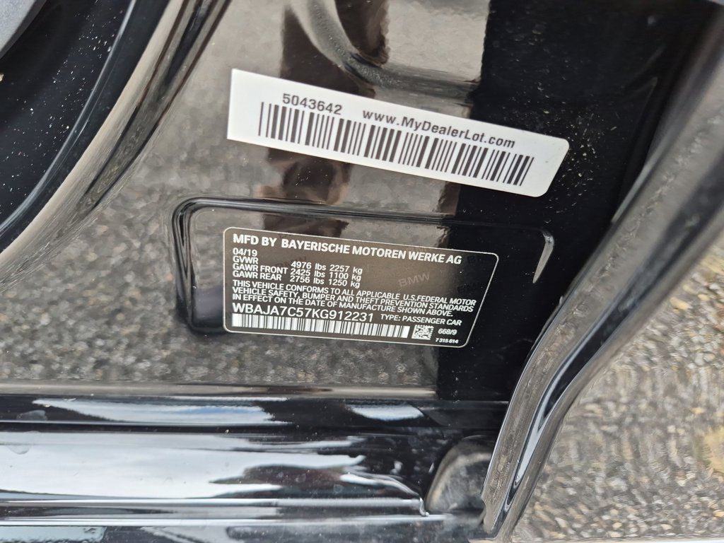 Used 2019 BMW 530i xDrive AWD/4WD image 7