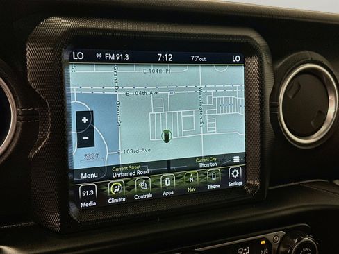 Used 2020 Jeep Wrangler Unlimited Sahara AWD/4WD image 22