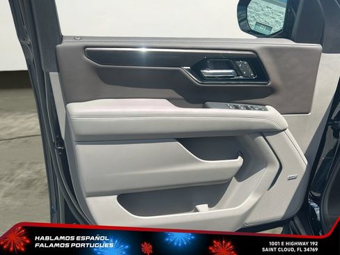 New 2026 GMC Yukon XL Elevation w/ LPO, Elevation Black Package AWD/4WD image 10