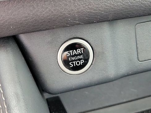 Certified 2023 Nissan Rogue SL AWD/4WD image 31