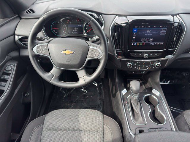 Used 2023 Chevrolet Traverse LT AWD/4WD image 15