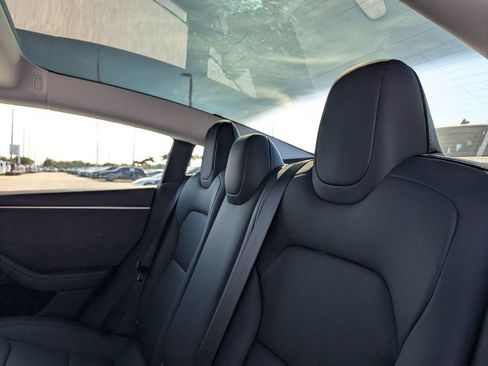 Used 2024 Tesla Model 3 Long Range AWD/4WD image 17