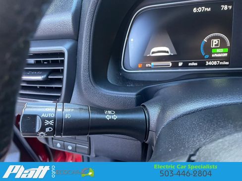 Used 2020 Nissan Leaf SL Plus FWD image 32