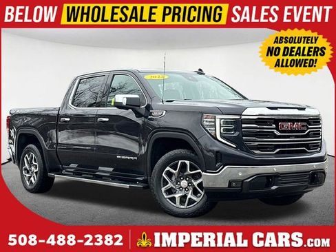 Used 2022 GMC Sierra 1500 SLT w/ SLT Premium Plus Package image 1