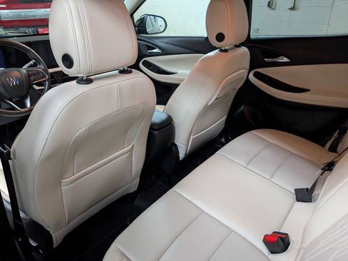 Used 2024 Buick Encore GX Avenir w/ Avenir Convenience Package image 7