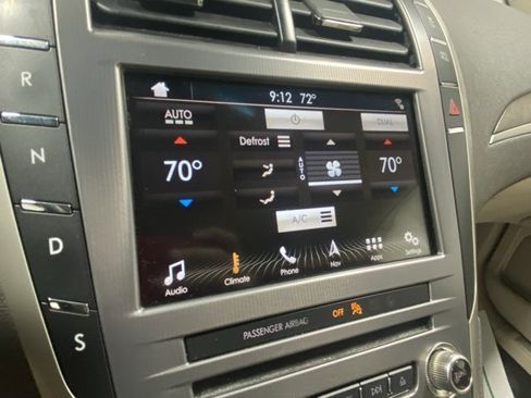 Used 2017 Lincoln MKZ Reserve w/ Climate Package image 12