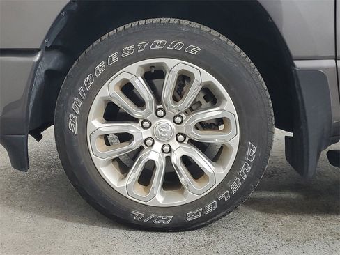 Used 2023 RAM 1500 Laramie image 8